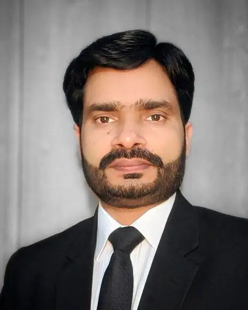 About 7 Advocate Gull Hassan Khan